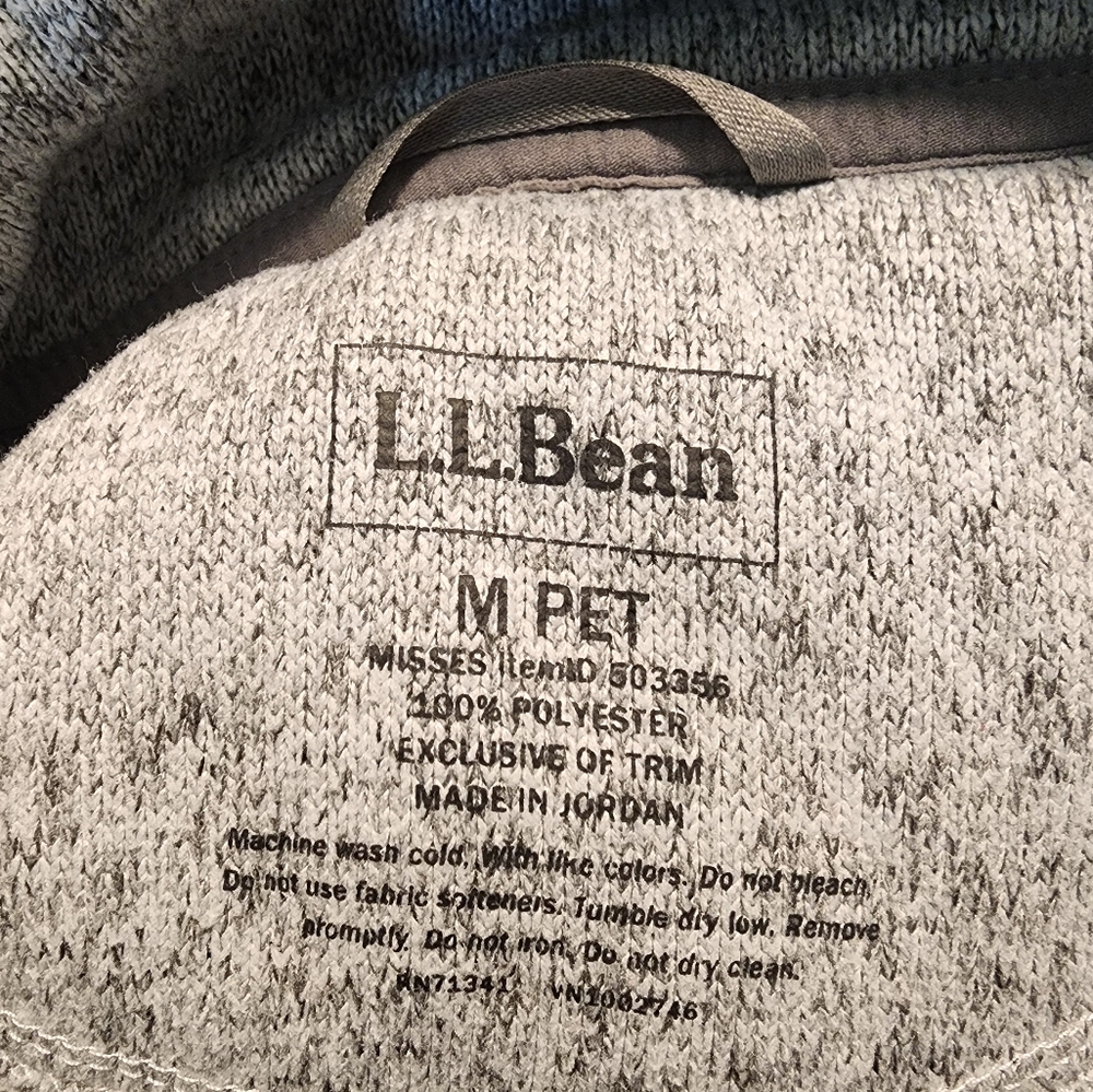 L.L. Bean Women's Gray Fleece Pullover Size Med Petite - Picture 7 of 7